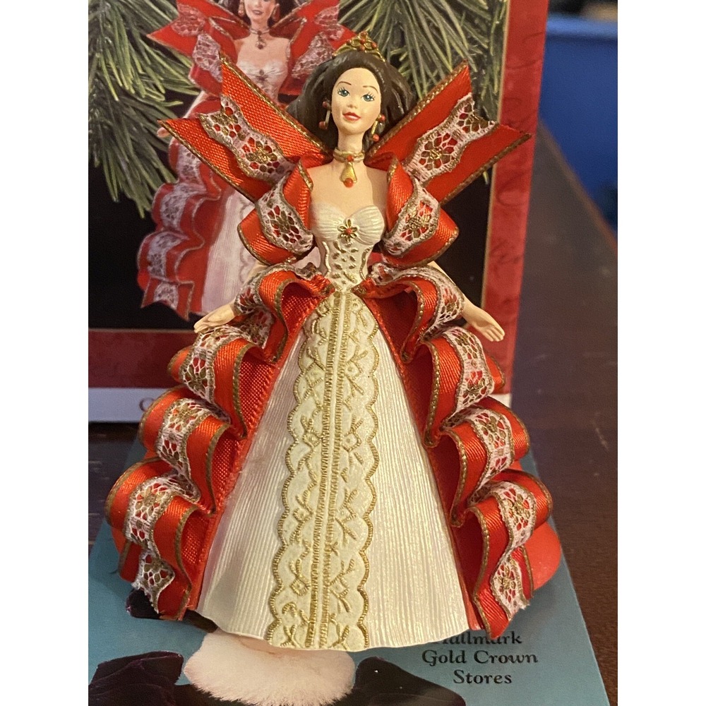 1997 Hallmark Keepsake Christmas Ornament Holiday Barbie #5 in Series W/ Box